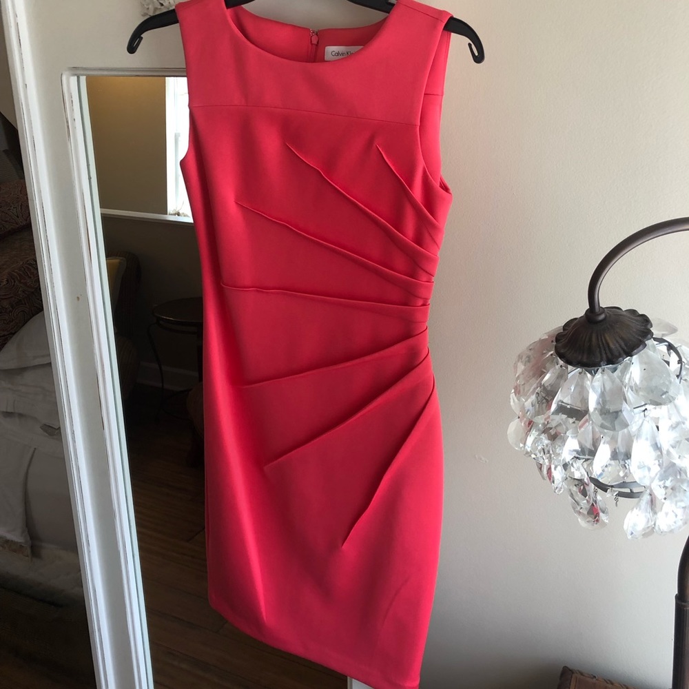 CALVIN KLEIN - SIZE 2 💕 NEW DRESS